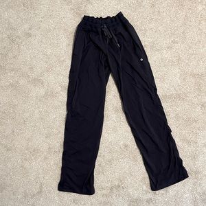 Lululemon Studio Pants womens, Navy, size 8, Excellent Condition